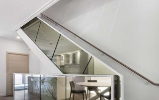 YUL Escalier gauche